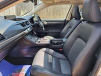 USED 2017 67 LEXUS CT 1.8 200h Premier Hatchback 5dr Petrol Hybrid CVT Euro 6 (s/s) (136 ps) ** WE OFFER FINANCE ON THIS CAR **