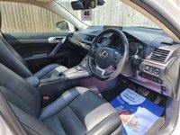 USED 2017 67 LEXUS CT 1.8 200h Premier Hatchback 5dr Petrol Hybrid CVT Euro 6 (s/s) (136 ps) ** WE OFFER FINANCE ON THIS CAR **