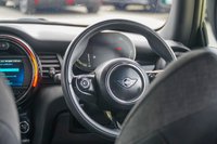 USED 2020 70 MINI Electric Hatch Cooper SE 32.6kWh Level 2 Hatchback 3dr Electric Auto (184 ps) 