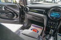 USED 2020 70 MINI Electric Hatch Cooper SE 32.6kWh Level 2 Hatchback 3dr Electric Auto (184 ps) 