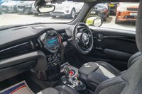 USED 2020 70 MINI Electric Hatch Cooper SE 32.6kWh Level 2 Hatchback 3dr Electric Auto (184 ps) 