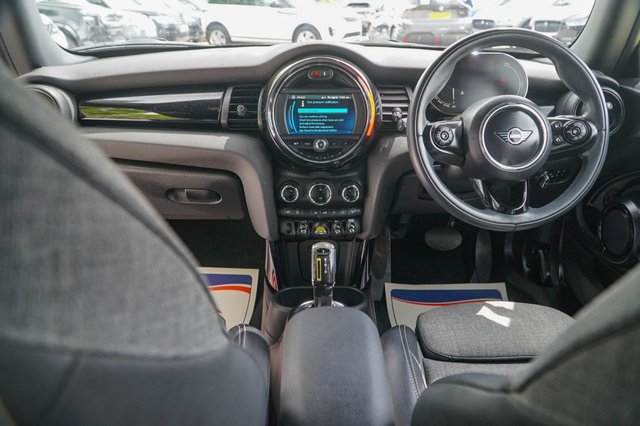 View our MINI Electric Hatch