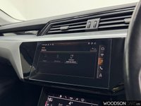 USED 2021 70 AUDI E-TRON 50 Technik SUV 5dr Electric Auto quattro 71.2kWh (313 ps) 1 Previous Owner / EV Battery Certificate / Sat Nav / DAB Radio / Bluetooth / Isofix / Parking Sensors