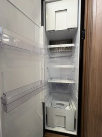 USED ADRIA CORAL 670 SL AXESS REAR ISLAND BED OVER GARAGE