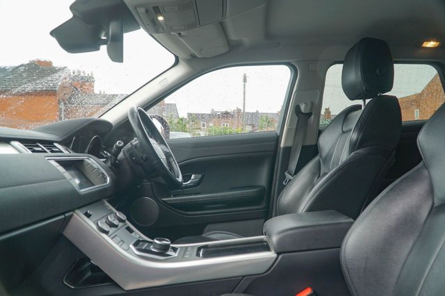 View our LAND ROVER RANGE ROVER EVOQUE