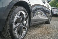 USED 2023 23 MG Mg4 64kWh SE Long Range Hatchback 5dr Electric Auto (203 ps) 