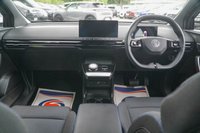 USED 2023 23 MG Mg4 64kWh SE Long Range Hatchback 5dr Electric Auto (203 ps) 