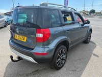 USED 2015 15 SKODA YETI 2.0 TDI Elegance Outdoor 5dr Diesel DSG 4WD Euro 5 (140 ps) 2 OWNERS FROM NEW* SKODA SERVICE HISTORY* AUTOMATIC* PARKING SENSORS* CRUISE CONTROL* DUAL CLIMATE CONTROL WITH AIR CON* FULL LEATHER* HEATED SEATS* TOW BAR* TRACTION CONTROL* 4 WHEEL DRIVE