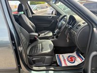 USED 2015 15 SKODA YETI 2.0 TDI Elegance Outdoor 5dr Diesel DSG 4WD Euro 5 (140 ps) 2 OWNERS FROM NEW* SKODA SERVICE HISTORY* AUTOMATIC* PARKING SENSORS* CRUISE CONTROL* DUAL CLIMATE CONTROL WITH AIR CON* FULL LEATHER* HEATED SEATS* TOW BAR* TRACTION CONTROL* 4 WHEEL DRIVE