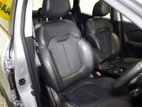 USED 2020 70 RENAULT KADJAR 1.3 TCe S Edition SUV 5dr Petrol Manual Euro 6 (s/s) (140 ps) PANORAMIC ROOF-REVERSE CAMERA-SATELLITE NAVIGATION-ALLOYS-A/C-DAB