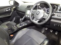 USED 2020 70 RENAULT KADJAR 1.3 TCe S Edition SUV 5dr Petrol Manual Euro 6 (s/s) (140 ps) PANORAMIC ROOF-REVERSE CAMERA-SATELLITE NAVIGATION-ALLOYS-A/C-DAB