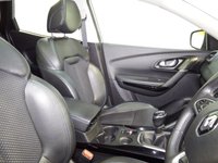 USED 2020 70 RENAULT KADJAR 1.3 TCe S Edition SUV 5dr Petrol Manual Euro 6 (s/s) (140 ps) PANORAMIC ROOF-REVERSE CAMERA-SATELLITE NAVIGATION-ALLOYS-A/C-DAB