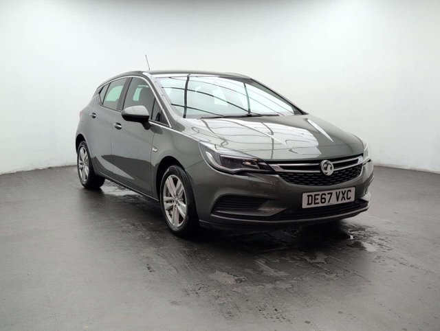 USED 2017 67 VAUXHALL ASTRA 1.4 Astra Design T S/S Auto 5dr CLICK+COLLECT / HOME DELIVERY