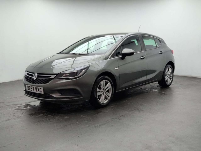 USED 2017 67 VAUXHALL ASTRA 1.4 Astra Design T S/S Auto 5dr CLICK+COLLECT / HOME DELIVERY
