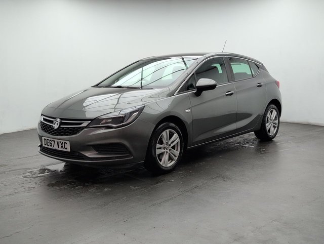 USED 2017 67 VAUXHALL ASTRA 1.4 Astra Design T S/S Auto 5dr CLICK+COLLECT / HOME DELIVERY