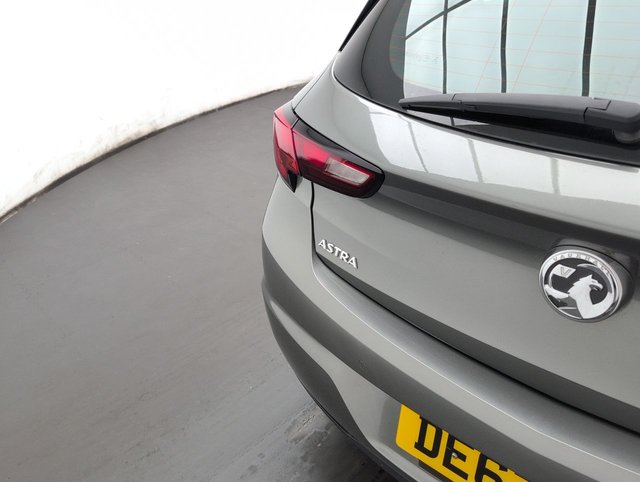 USED 2017 67 VAUXHALL ASTRA 1.4 Astra Design T S/S Auto 5dr CLICK+COLLECT / HOME DELIVERY