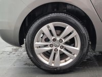 USED 2017 67 VAUXHALL ASTRA 1.4 Astra Design T S/S Auto 5dr CLICK+COLLECT / HOME DELIVERY