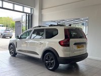 USED 2023 23 DACIA JOGGER 1.0 TCe Extreme SE MPV 5dr Petrol Manual Euro 6 (s/s) (110 ps) 