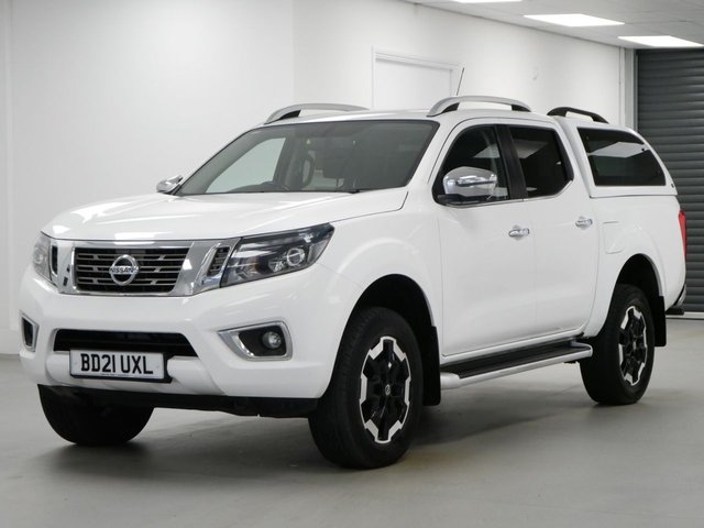 View our Nissan Navara 2.3 DCI 190 BHP 4WD TEKNA EDITION GLAZED CANOPY