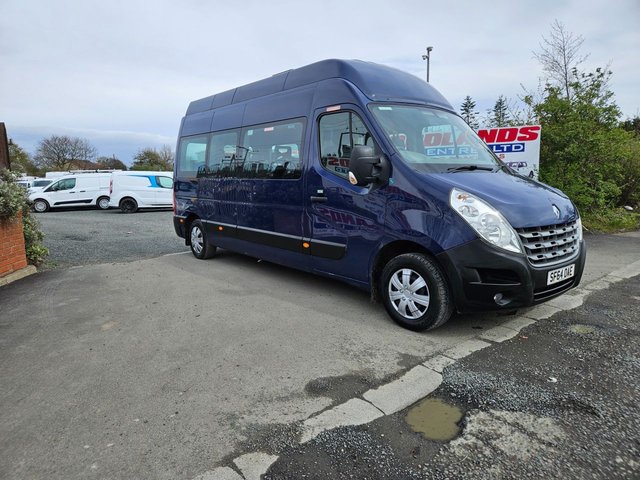 View our RENAULT MASTER
