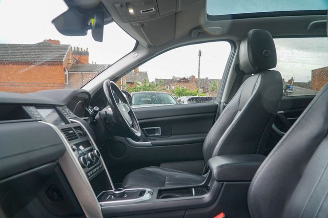 View our LAND ROVER DISCOVERY SPORT