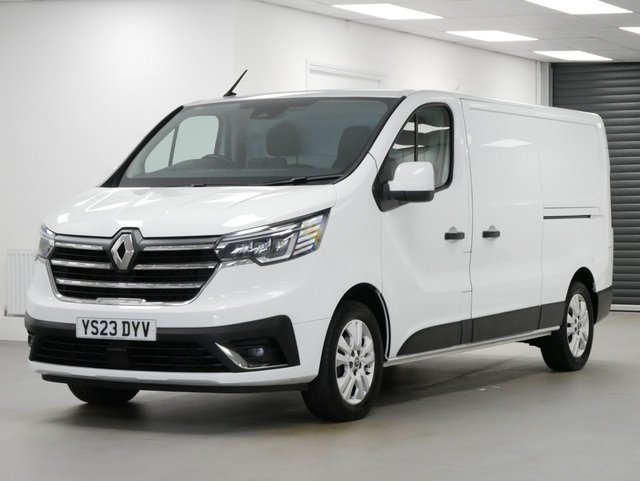 View our Renault Trafic 30 2.0 BLUEDCI 130 BHP LL LONG SPORT NAV 
