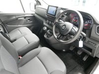 USED 2023 23 RENAULT TRAFIC 30 2.0 BLUEDCI 150 BHP LH LONG HIGH ROOF BUSINESS PLUS + AIR CON | 150 BHP | CARPLAY | HIGH ROOF