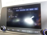 USED 2021 21 HYUNDAI KONA 1.6 h-GDi SE Connect SUV 5dr Petrol Hybrid DCT Euro 6 (s/s) (141 ps) FULL HYUNDAI MAIN DEALER SERVICE HISTORY + VIRTUAL COCKPIT DIGITAL DASH DISPLAY + APPLE CARPLAY / APPS CONTROL + BLUETOOTH MEDIA STREAMING + REAR VIEW CAMERA + DAB DIGITAL RADIO + IN CAR ENTERTAINMENT WITH TOUCH SCREEN MEDIA DISPLAY + PARKING SENSOR+ HILL HOLD START ASSIST + CLIMATE CONTROL + AIR CONDITIONING + AUTOMATIC HEADLIGHTS + AUTOMATIC WIPERS WITH RAIN SENSOR + CRUISE CONTROL + LANE ASSIST + LEATHER MULTIFUNCTIONAL STEERING WHEEL WITH PADDLE SHIFT GEAR SELECT + VOICE COMMAND