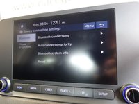 USED 2021 21 HYUNDAI KONA 1.6 h-GDi SE Connect SUV 5dr Petrol Hybrid DCT Euro 6 (s/s) (141 ps) FULL HYUNDAI MAIN DEALER SERVICE HISTORY + VIRTUAL COCKPIT DIGITAL DASH DISPLAY + APPLE CARPLAY / APPS CONTROL + BLUETOOTH MEDIA STREAMING + REAR VIEW CAMERA + DAB DIGITAL RADIO + IN CAR ENTERTAINMENT WITH TOUCH SCREEN MEDIA DISPLAY + PARKING SENSOR+ HILL HOLD START ASSIST + CLIMATE CONTROL + AIR CONDITIONING + AUTOMATIC HEADLIGHTS + AUTOMATIC WIPERS WITH RAIN SENSOR + CRUISE CONTROL + LANE ASSIST + LEATHER MULTIFUNCTIONAL STEERING WHEEL WITH PADDLE SHIFT GEAR SELECT + VOICE COMMAND