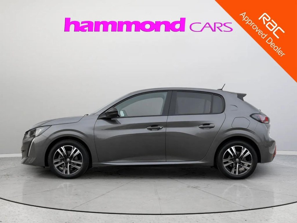2022 Peugeot 208 — image 2