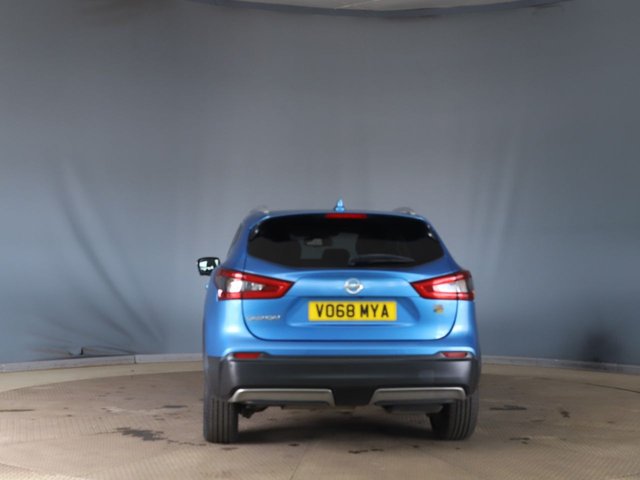 View our NISSAN QASHQAI