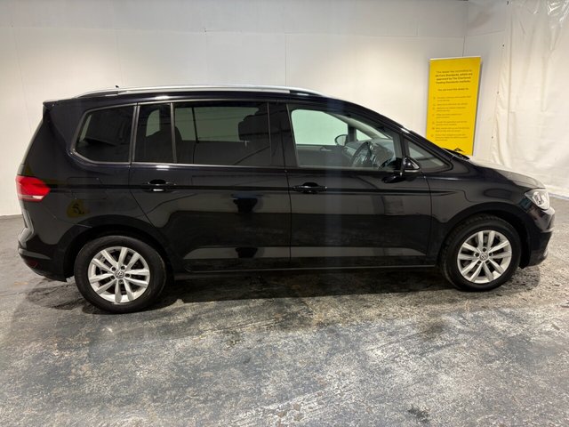 View our Volkswagen Touran range