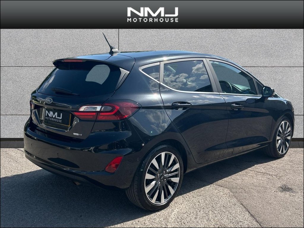 USED 2022 22 FORD FIESTA 1.0T EcoBoost MHEV Titanium Vignale DCT Euro 6 (s/s) 5dr 9.9%APR PRKING PACK LOW MILES