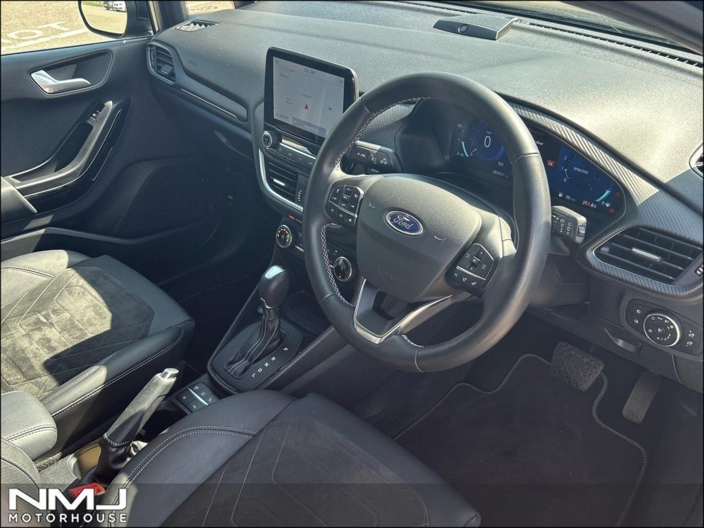 USED 2022 22 FORD FIESTA 1.0T EcoBoost MHEV Titanium Vignale DCT Euro 6 (s/s) 5dr 9.9%APR PRKING PACK LOW MILES