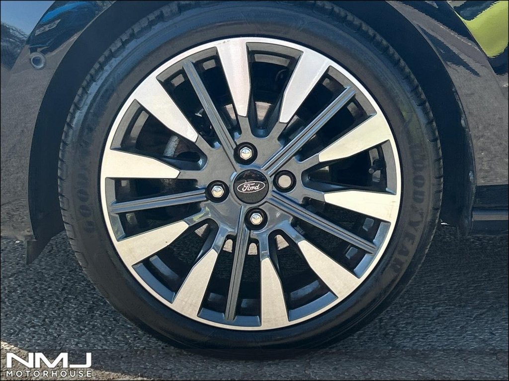 USED 2022 22 FORD FIESTA 1.0T EcoBoost MHEV Titanium Vignale DCT Euro 6 (s/s) 5dr 9.9%APR PRKING PACK LOW MILES