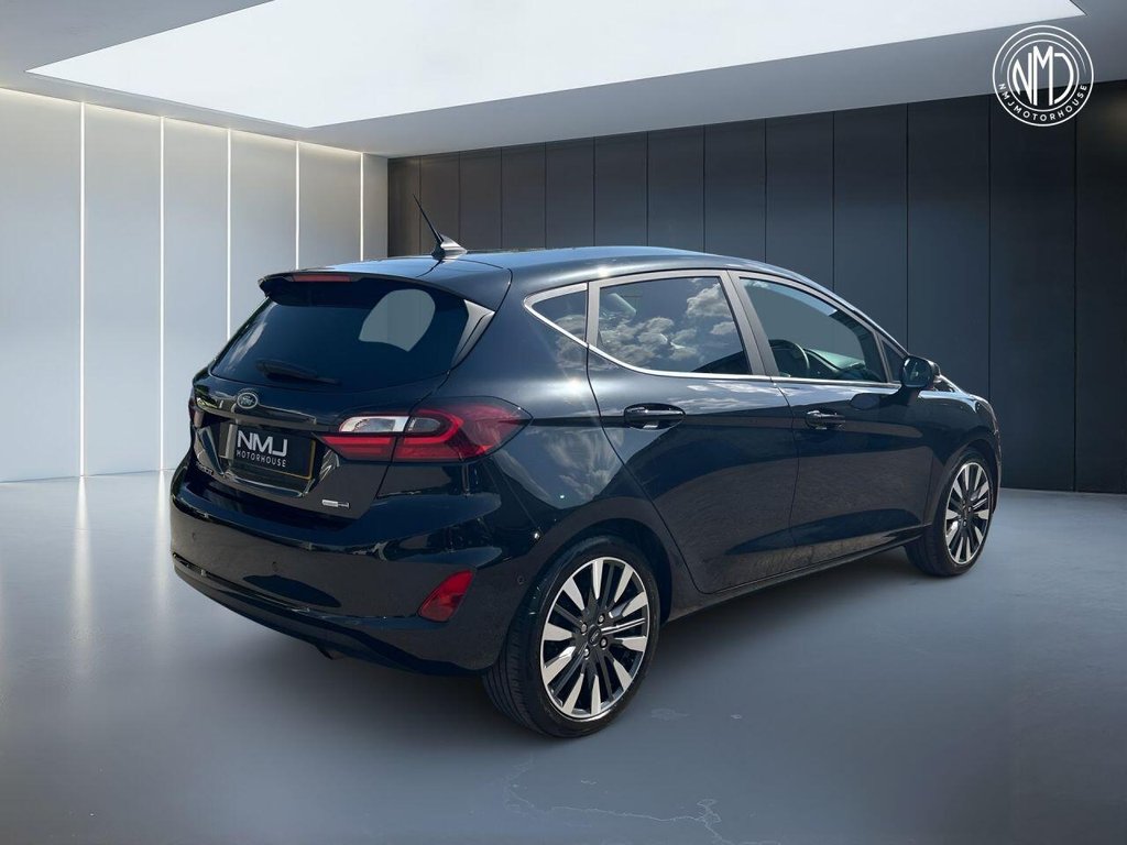 USED 2022 22 FORD FIESTA 1.0T EcoBoost MHEV Titanium Vignale Hatchback 5dr Petrol Hybrid DCT Euro 6 (s/s) (125 ps) Hatchback 9.9%APR PRKING PACK LOW MILES