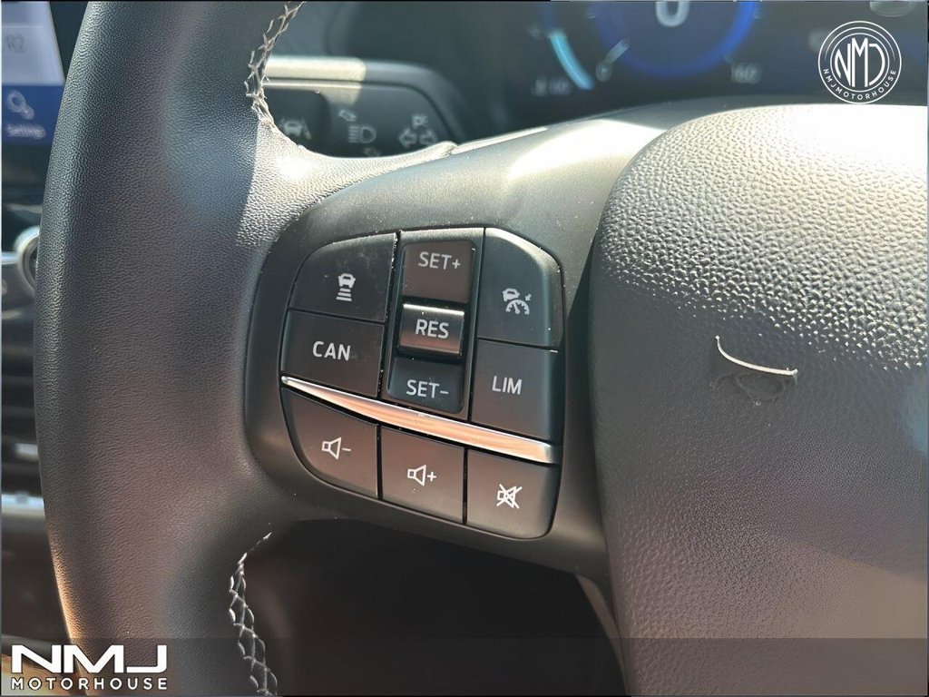 USED 2022 22 FORD FIESTA 1.0T EcoBoost MHEV Titanium Vignale Hatchback 5dr Petrol Hybrid DCT Euro 6 (s/s) (125 ps) Hatchback 9.9%APR PRKING PACK LOW MILES