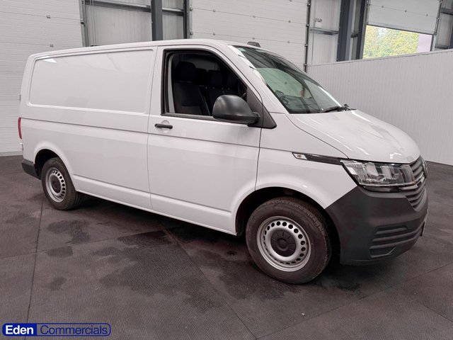 View our Volkswagen Transporter 2.0 TDI T32 Startline Panel Van 5dr Diesel Manual FWD SWB Euro 6 (s/s) (110 ps)