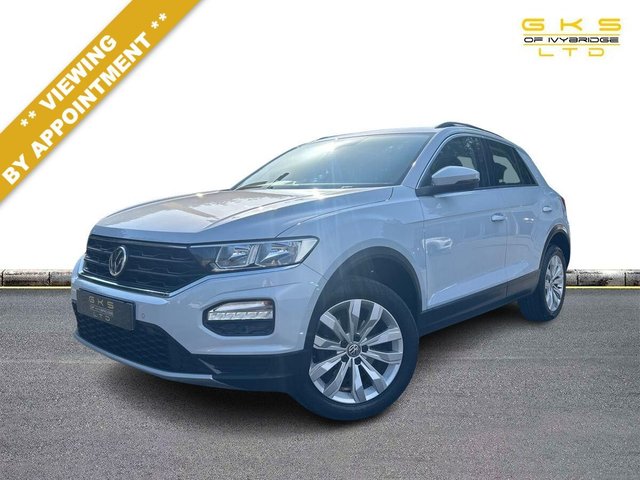 View our Volkswagen T-Roc 1.0 TSI SE SUV 5dr Petrol Manual Euro 6 (s/s) (115 ps)