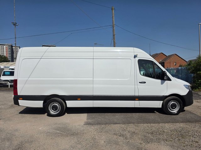 View our MERCEDES-BENZ SPRINTER