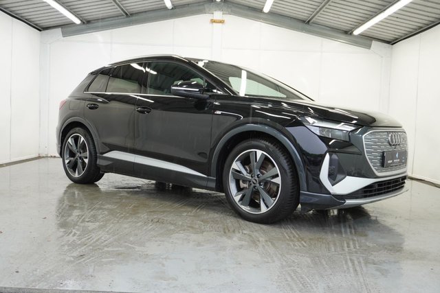 View our Audi Q4 E-Tron 40 S line SUV 5dr Electric Auto 82kWh (204 ps)