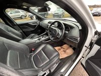 USED 2017 17 JAGUAR F-PACE 2.0 D180 R-Sport SUV 5dr Diesel Auto AWD Euro 6 (s/s) (180 ps) 