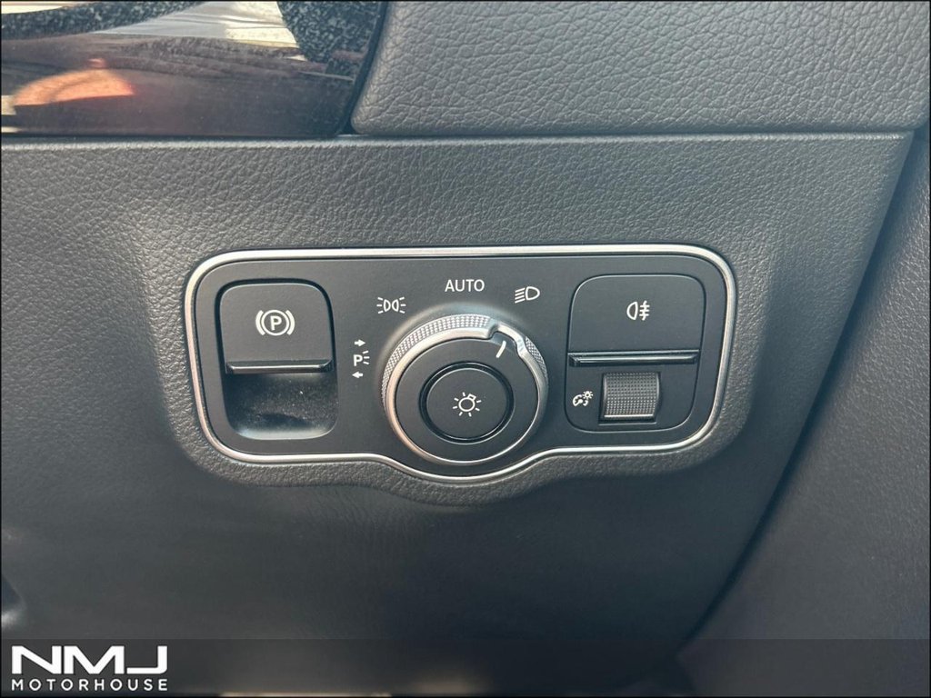 USED 2021 71 MERCEDES-BENZ EQA EQA 350 66.5kWh AMG Line (Premium) Auto 4MATIC 5dr 9.9%APR LOW MILEAGE FMDSH