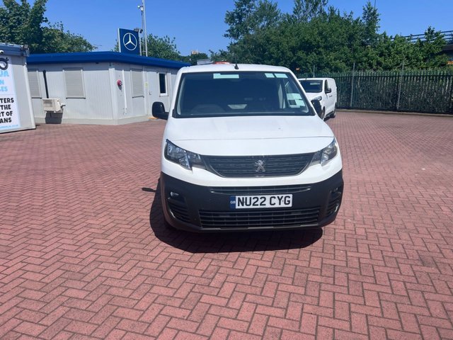 View our PEUGEOT PARTNER