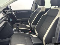 USED 2018 68 VOLKSWAGEN T-ROC 1.0 TSI SEL SUV 5dr Petrol Manual Euro 6 (s/s) (115 ps) 1 Previous Owner / Sat Nav / DAB Radio / Apple Car Play / Bluetooth / Xenon Lights / Isofix