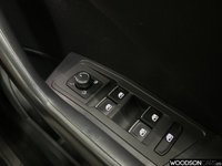 USED 2018 68 VOLKSWAGEN T-ROC 1.0 TSI SEL SUV 5dr Petrol Manual Euro 6 (s/s) (115 ps) 1 Previous Owner / Sat Nav / DAB Radio / Apple Car Play / Bluetooth / Xenon Lights / Isofix