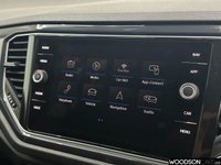 USED 2018 68 VOLKSWAGEN T-ROC 1.0 TSI SEL SUV 5dr Petrol Manual Euro 6 (s/s) (115 ps) 1 Previous Owner / Sat Nav / DAB Radio / Apple Car Play / Bluetooth / Xenon Lights / Isofix