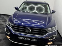 USED 2018 68 VOLKSWAGEN T-ROC 1.0 TSI SEL SUV 5dr Petrol Manual Euro 6 (s/s) (115 ps) 1 Previous Owner / Sat Nav / DAB Radio / Apple Car Play / Bluetooth / Xenon Lights / Isofix