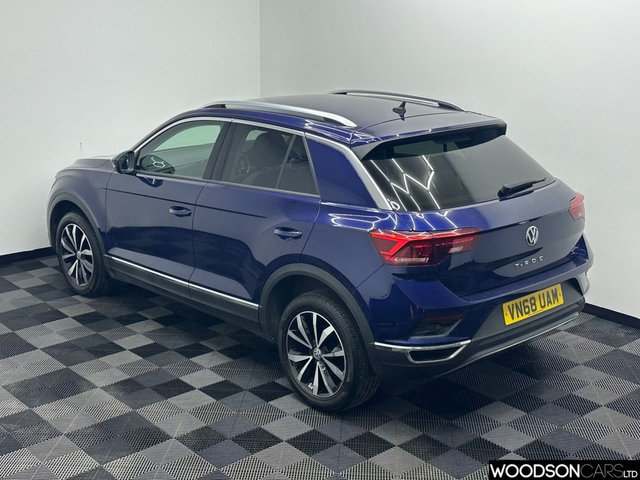 View our VOLKSWAGEN T-ROC