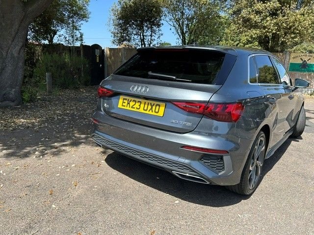 View our AUDI A3